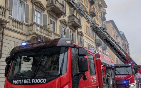 Incendio in uno stabile di Corso Re Umberto