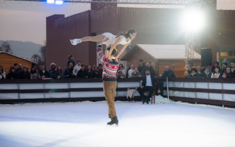 Torino Outlet Village: neve, show e pattinaggio sul ghiaccio per un weekend magico