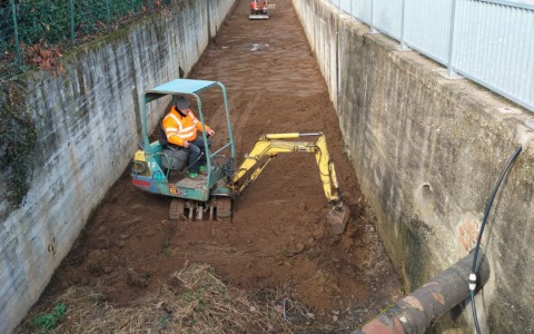 Rivalta di Torino, partiti i lavori di pulizia del canale scolmatore