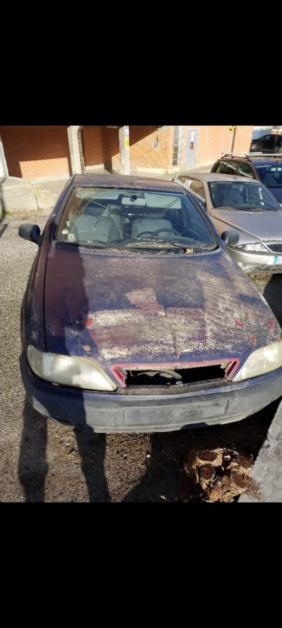 Chieri pulisce le strade: maxi-operazione contro le auto abbandonate