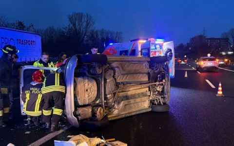 Incidente in tangenziale a Collegno, 2 feriti
