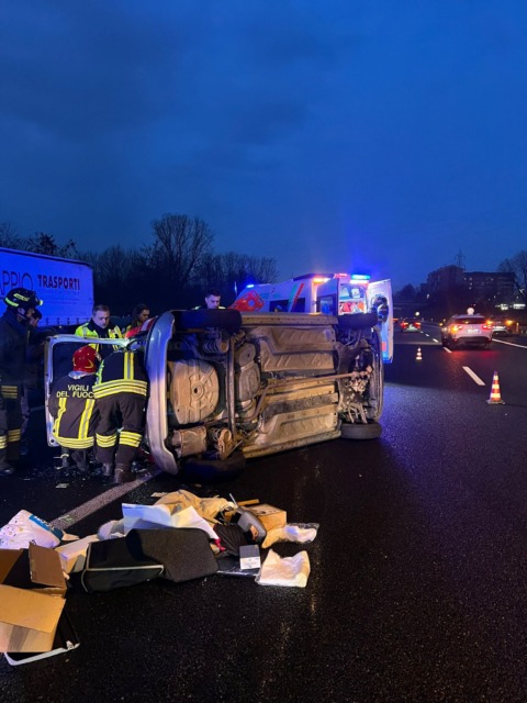 Incidente in tangenziale a Collegno, 2 feriti