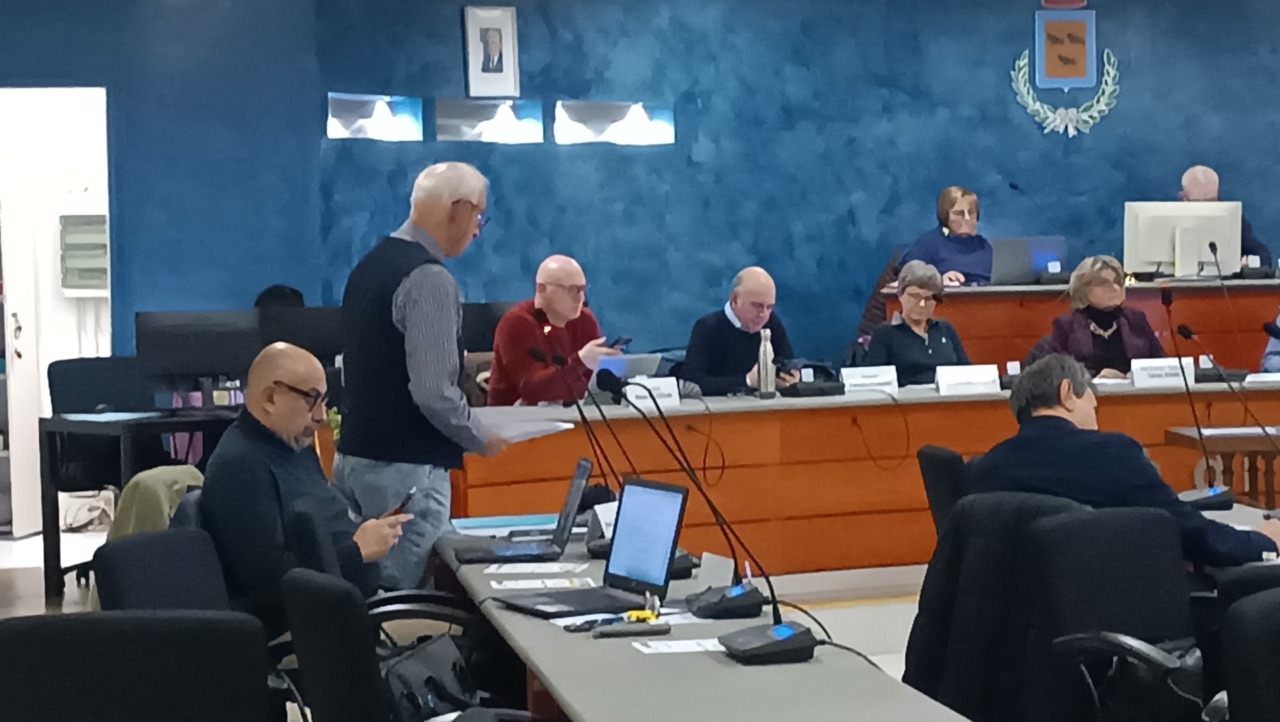 Consiglio comunale di Nichelino, Calandra (Lega): “Ho presentato tre interrogazioni sui rider, area Boschetto e sull’offerta formativa nelle scuole”