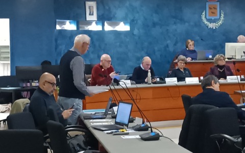 Consiglio comunale di Nichelino, Calandra (Lega): “Ho presentato tre interrogazioni sui rider, area Boschetto e sull’offerta formativa nelle scuole”