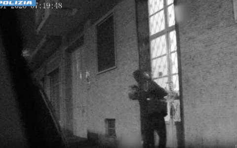 Arrestato 49enne: era il quinto complice di una spedizione punitiva ai danni di un adolescente