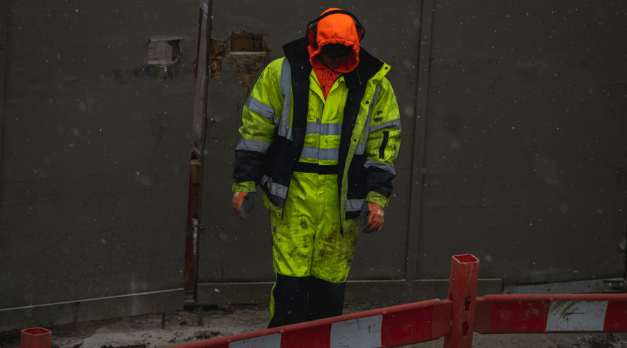 Come lavare gli abiti da lavoro DPI mantenendo le certificazioni valide