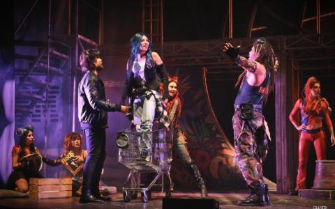 Dal 16 al 18 gennaio 2026, il Teatro Colosseo di Torino ospita We Will Rock You, lo spettacolo ideato da Ben Elton in collaborazione con Brian May e Roger Taylor dei Queen