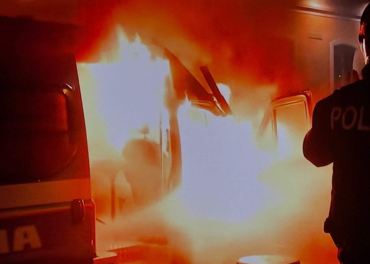 Manifestazione per Askatasuna, la denuncia di Fsp Polizia: “E’ stato un attacco allo Stato e all’incolumità pubblica”