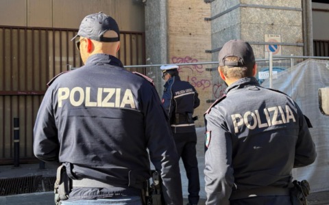 Controlli straordinari a San Salvario: arrestato un ragazzo senegalese per resistenza a pubblico ufficiale