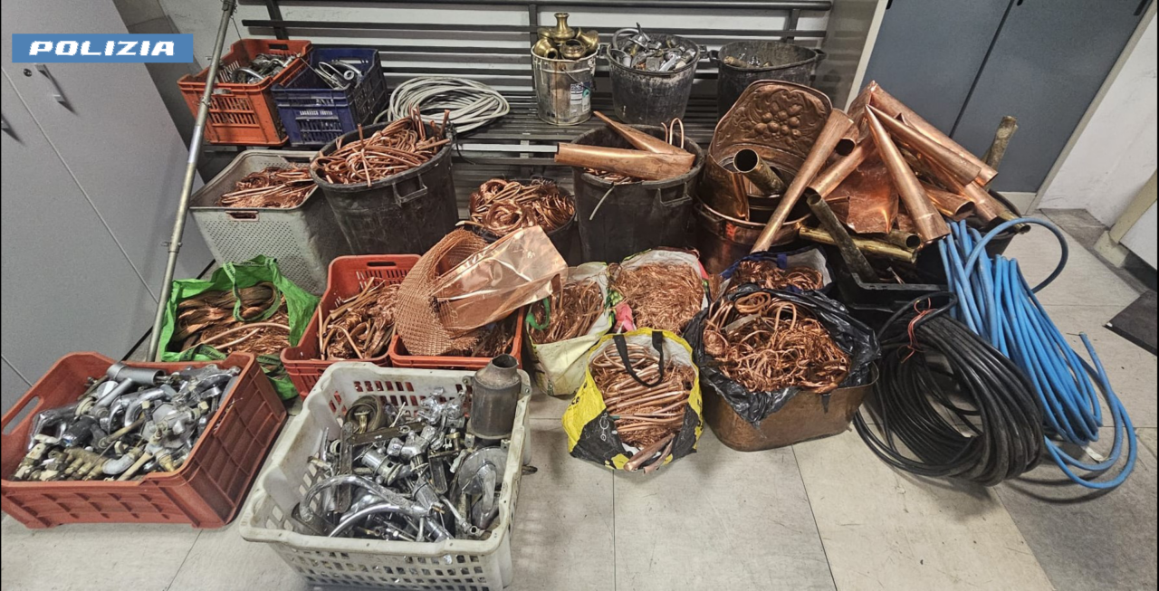 Furti di rame e metallo: la polizia recupera tonnellate di materiale rubato