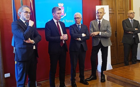 Il Capo della Polizia Vittorio Pisani incontra il personale del V Reparto Mobile e le organizzazioni sindacali provinciali della Polizia di Stato