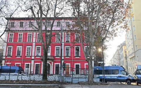 Dibattito su Askatasuna, illustrati sette ordini del giorno