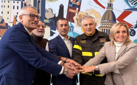 Torino, firmata la Convenzione per la collaborazione fra Regione e Vigili del fuoco