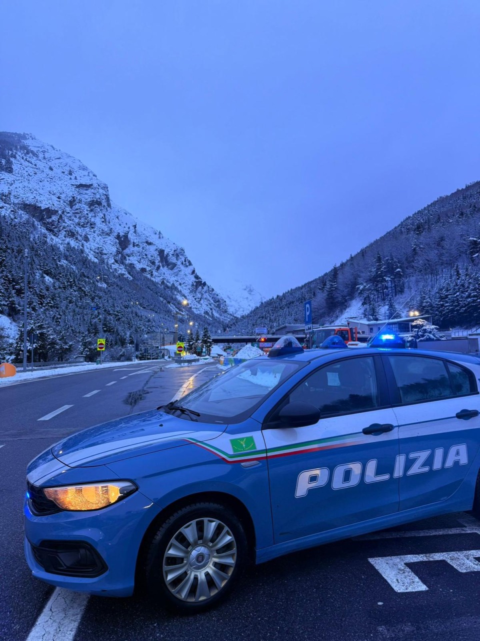 I controlli della polizia alla frontiera con il Frejus portano all’arresto di tre cittadini stranieri