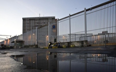 Suicidio nel carcere Lorusso e Cutugno, il cordoglio della Garante
