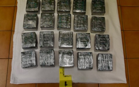 Torino e Vercelli: sequestrati crack e 10 chili di hashish