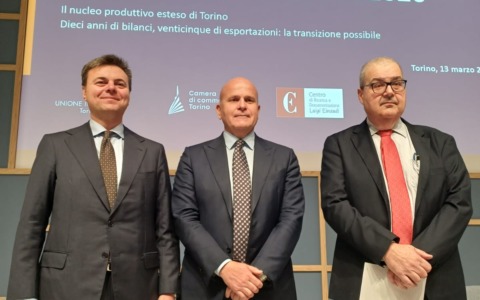 Transizione industria torinese in 10 anni: imprese più solide ma ora investimenti su settori in crescita