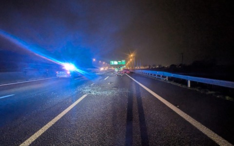 Tangenziale nord, corso Regina: scontro tra due auto, un morto e un ferito