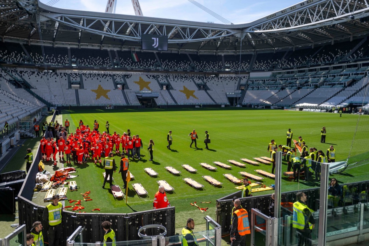 Maxi-emergenza all’Allianz Stadium: simulazione con 500 persone per testare la sicurezza durante le partite