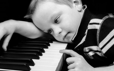 Migliorare l’educazione musicale per i minori di età compresa tra i 3 e gli 11 anni