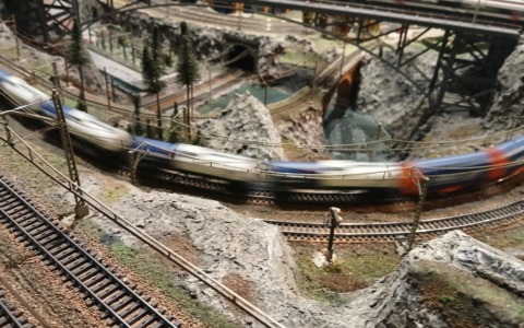 Riapertura del plastico ferroviario di via Sacchi