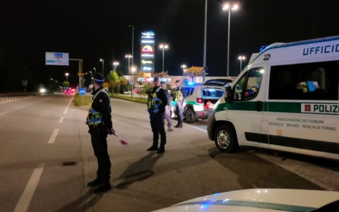 Controllo dei vigili, fioccano le multe per cinture e fari