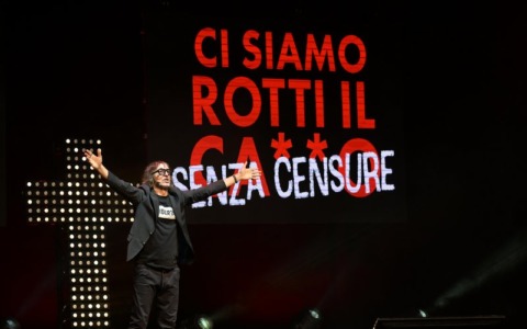 Paolo Ruffini per Vera Produzione presenta GIUSEPPE CRUCIANI in VIA CRUX CI SIAMO ROTTI IL CAXXO