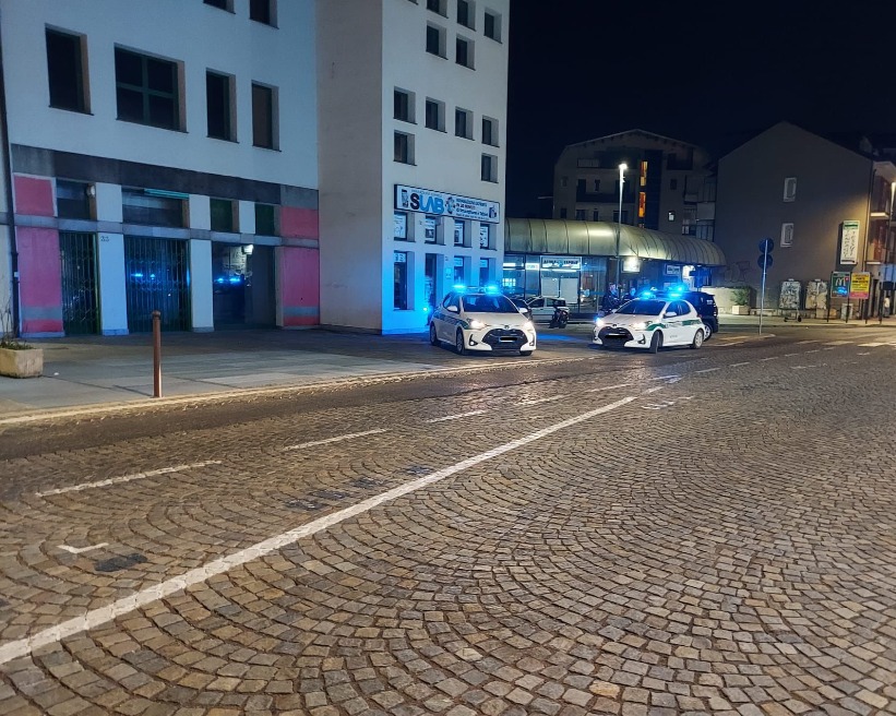 Nichelino, controlli straordinari nel weekend, negli esercizi di somministrazione, kebab e mini market