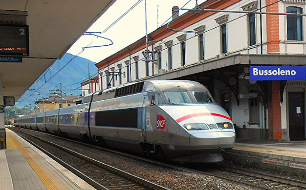 Bussoleno: aziona il freno di emergenza sul treno, 21enne denunciato per interruzione di pubblico servizio