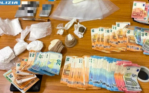 Barriera di Milano e Aurora: la polizia arresta sei persone in due operazioni antidroga