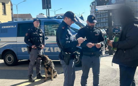 Spaccio in piazza Bengasi: la Polizia arresta tre persone