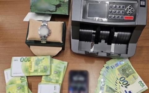 Truffa dell’orologio da 18 mila euro: tre arresti