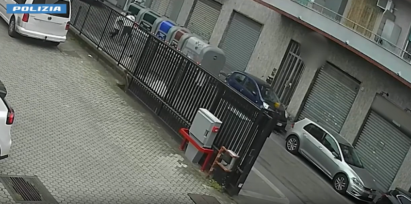 Anziana di 94 anni aggredita e scaraventata a terra per la borsa