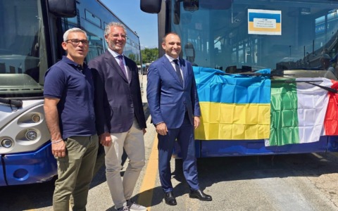 Autobus da Torino a Kharkiv: GTT consegna 40 mezzi alla città ucraina