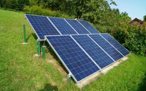 Energie rinnovabili ed esame sulle aree idonee: entra nel vivo la proposta in Commissione