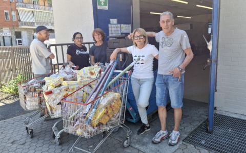 Chiusura Coop di corso Belgio a Torino: Nova Coop dona 290 kg di cibo fresco alla Parrocchia San Giulio d’Orta