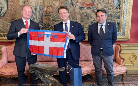 Piemonte e Serbia rafforzano la collaborazione: Nicco riceve la delegazione parlamentare a Palazzo Lascaris