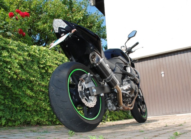 Kawasaki Z750 2007-2012: guida alla scelta dello scarico aftermarket per il quattro cilindri