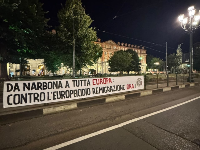 CasaPound, striscioni in tutta Italia dopo l’omicidio di Narbona: «Contro l’europeicidio serve la remigrazione»