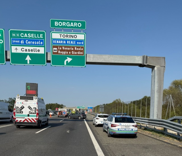 Scontro tra auto e scooter in tangenziale, morto il motociclista