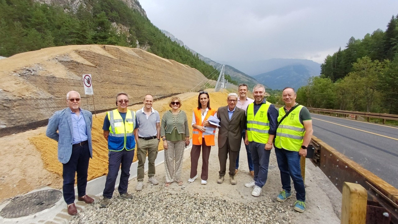 Bardonecchia, terminati i lavori del secondo lotto del vallo paramassi lungo la sp216
