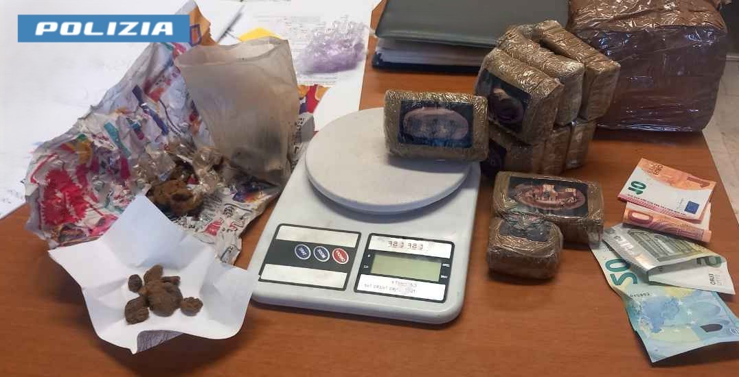 Spaccio e violenza agli agenti: arrestato un 28enne nel quartiere Aurora