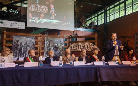 Alpette, la 25ª edizione del Premio “Enrico Trione”: premiate le fiabe dedicate alla montagna