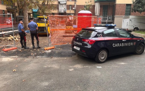 Torino, furgone carico di rame rubato e cesoie: due fermi dei Carabinieri