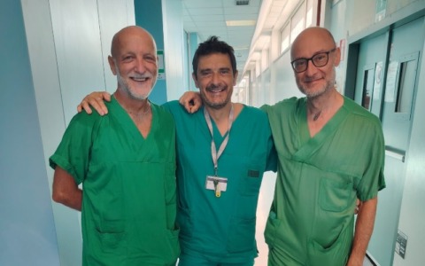 Pinerolo, intervento record all’ospedale Agnelli: impiantate due protesi inverse di spalla in un’unica seduta